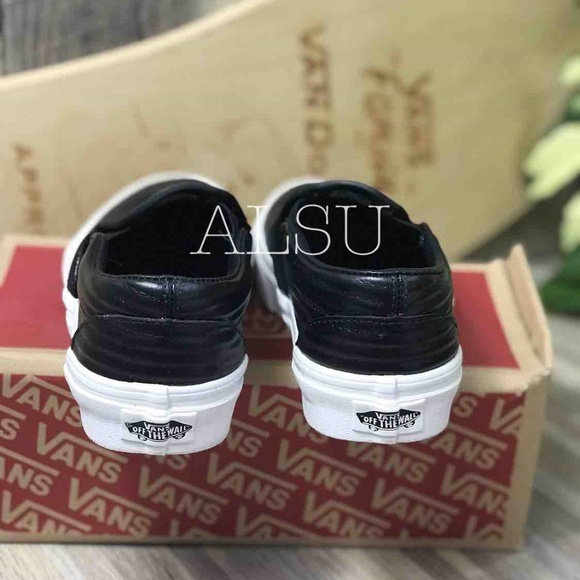 NWT VANS Classic Slip On Moto Leather Black Kid’s - Picture 6 of 8